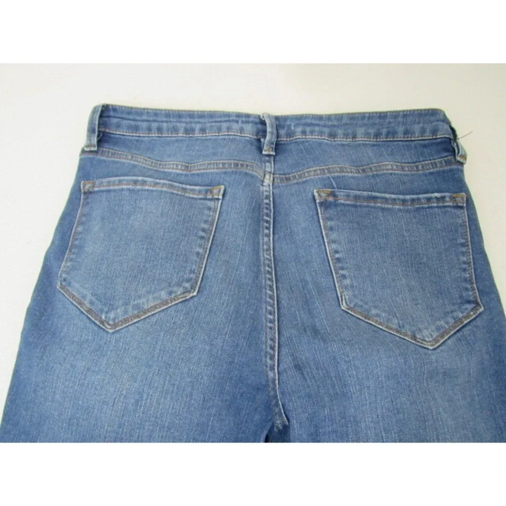 Free People Crop Fringe Straight High Rise Distressed Denim Jeans Size 29‎